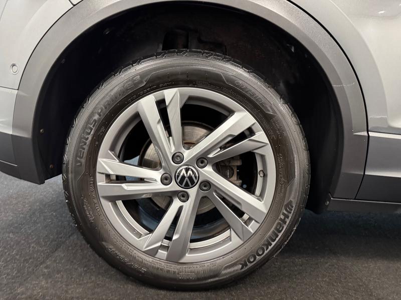 Volkswagen T-Roc Photo b8d789dc-99d9-4285-b79b-9b387bf2adfa.jpg