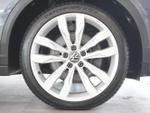 Volkswagen T-Roc Photo 2
