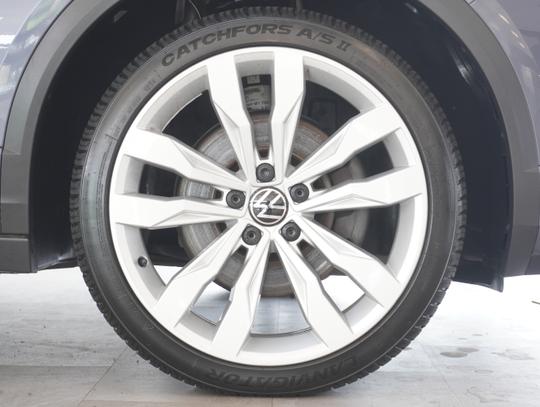 Volkswagen T-Roc Photo b8d99d25-4da8-4d89-8201-92c245f0b37b.jpg