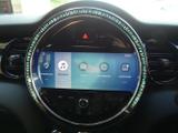 MINI Hatch Photo 20