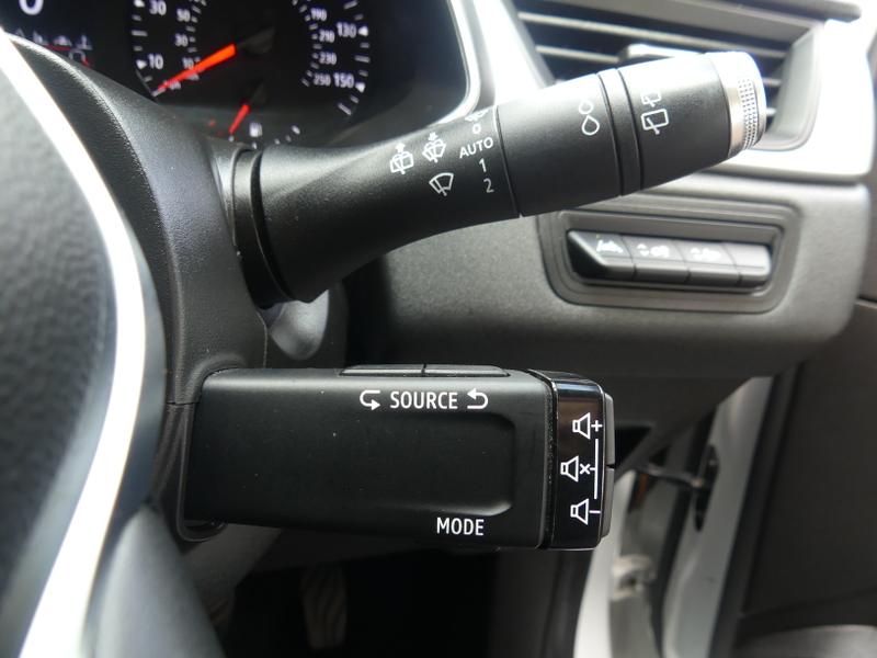 Renault Captur Photo b8f26e7e-bacf-4a11-93ba-88fd7b8ba748.jpg