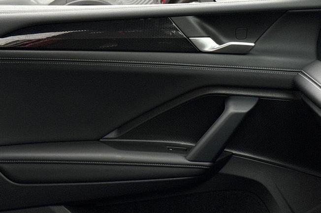 VOLKSWAGEN Tiguan Photo 14