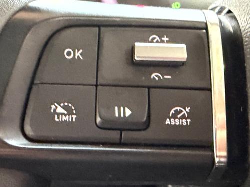 Citroen C4 Photo b90891d5-105e-4b81-85c4-9e14f8ef6182.jpeg
