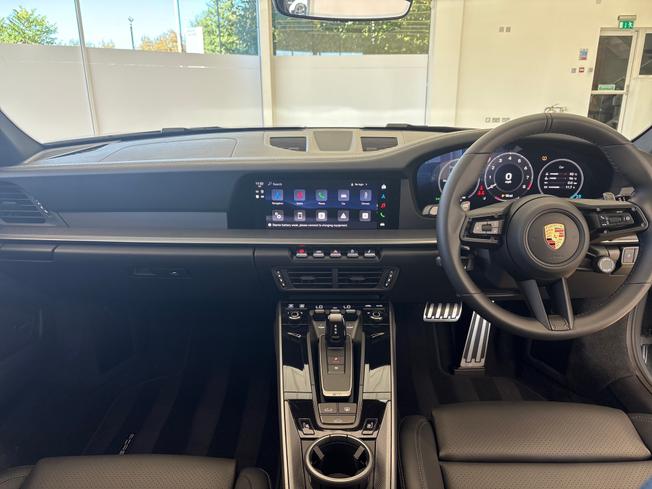PORSCHE 911 Photo 27
