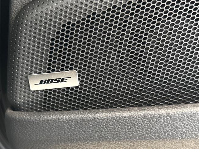 PORSCHE Panamera Photo 42