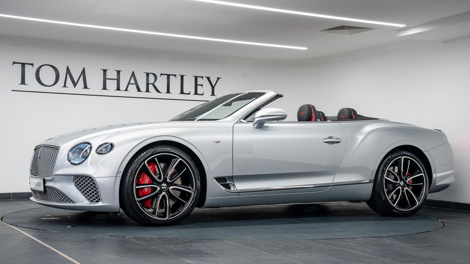 Bentley Continental Photo b9280970-2fb3-4dac-9217-f4b0cdd76c15.jpg