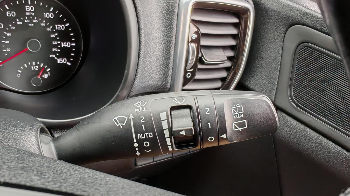 Used Kia Sportage LA69HHC 39