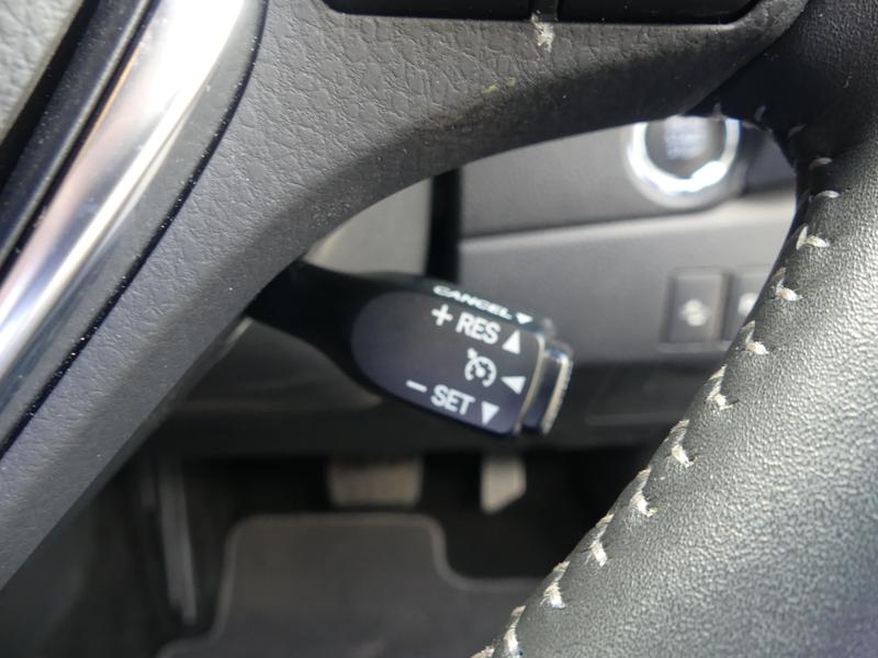Toyota Auris Photo b931c22b-dc67-4edd-9c95-41da78611c68.jpg
