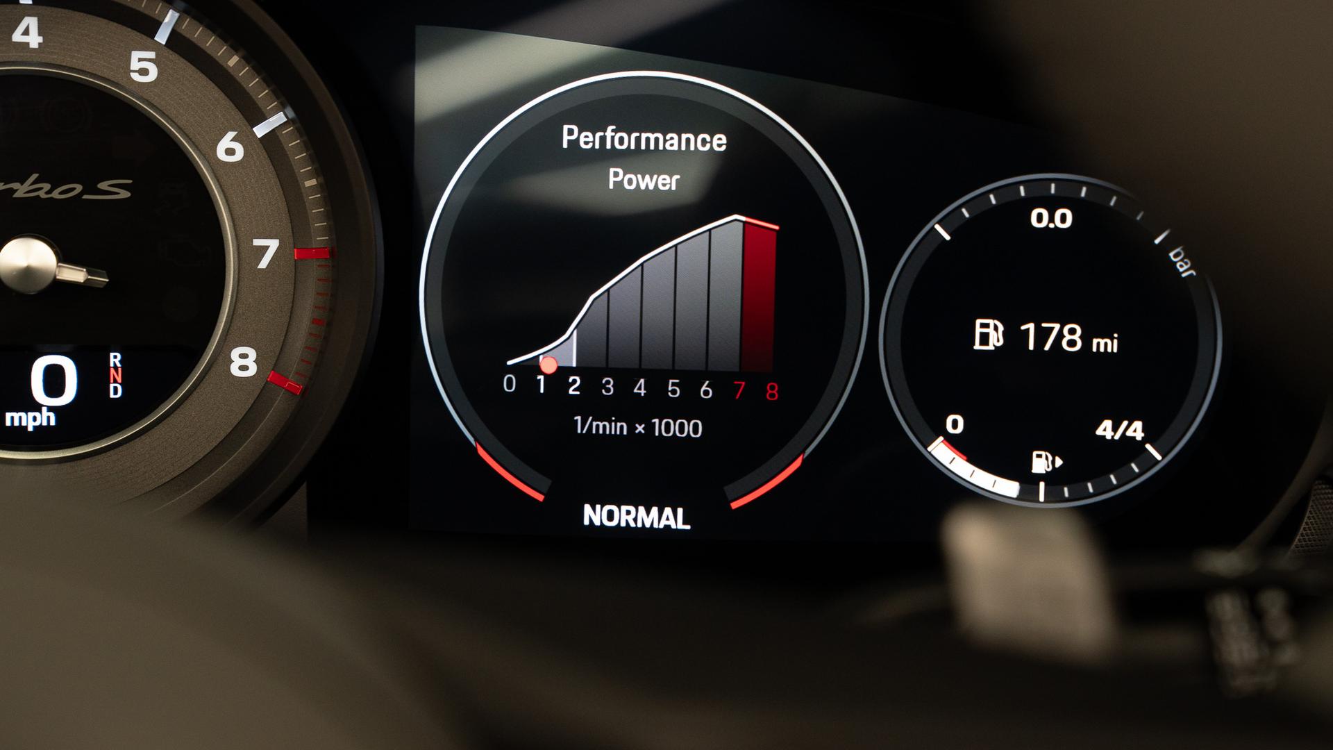Porsche 911 Turbo S Photo b93c5133-eefd-4de9-9467-d57ab7a14971.jpg