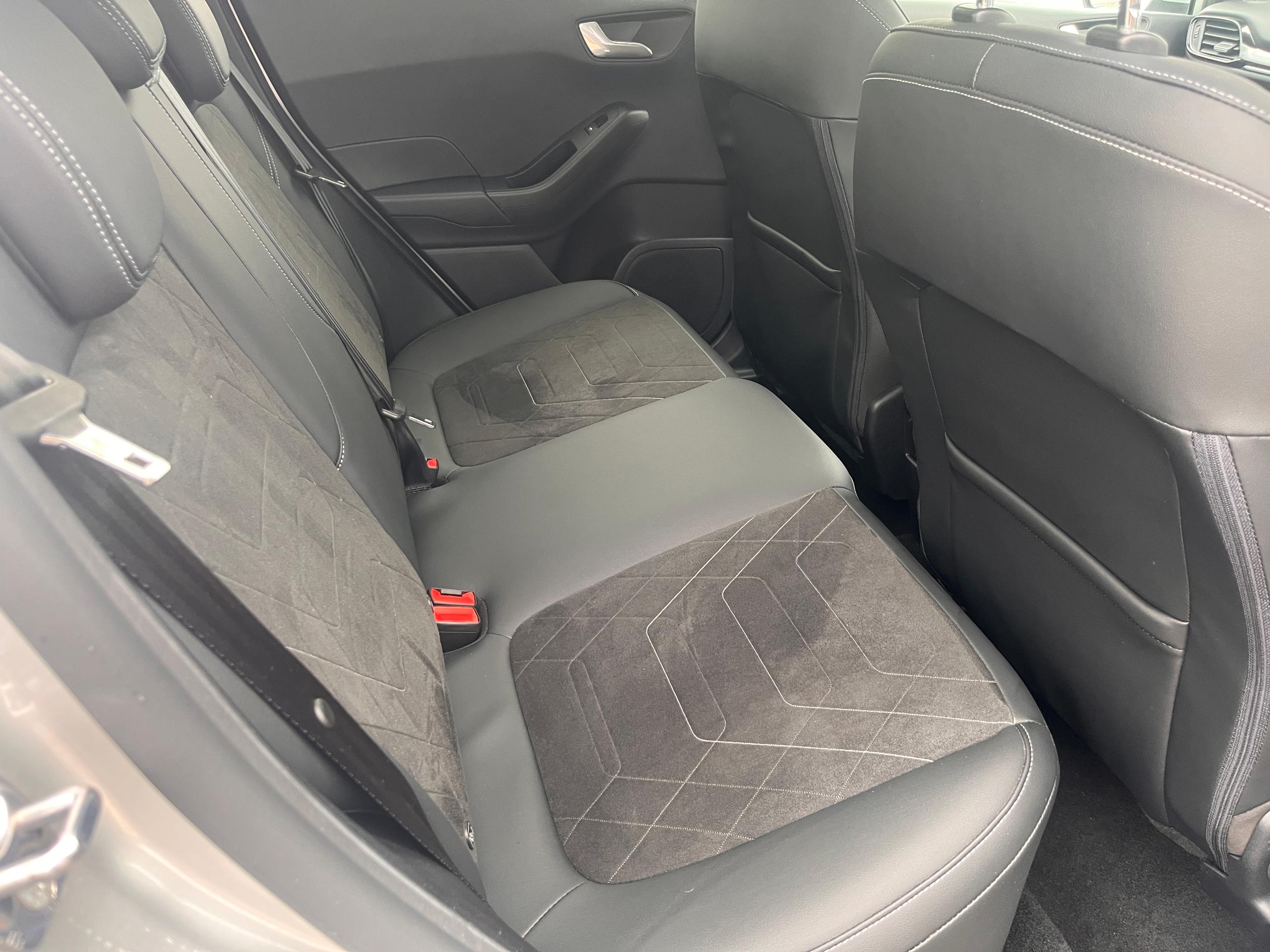 Used Ford FIESTA CN72RYR 25
