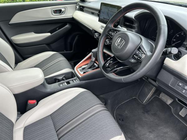 Honda HR-V Photo 1