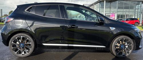 Renault CLIO Photo b9501c88-7015-44cb-8789-48ab2a535a90.jpeg