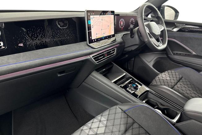 VOLKSWAGEN Tiguan Photo 2