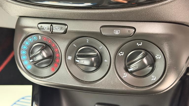 Used Vauxhall ADAM YN17XBX 12