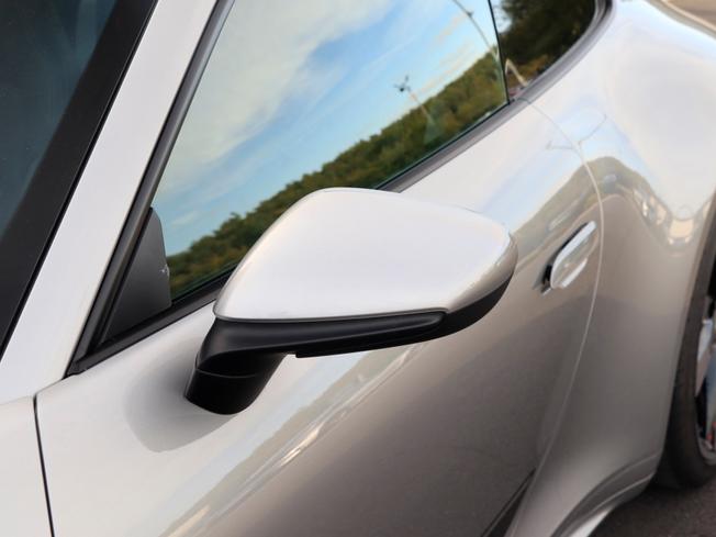 PORSCHE 911 Photo 14