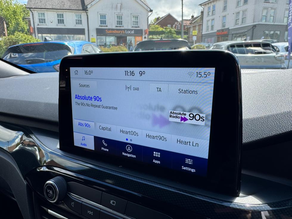 Ford Kuga Photo b977d175-5aae-400e-92d5-ee83d046bd33.JPEG