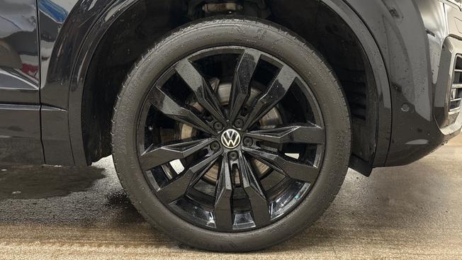 VOLKSWAGEN Touareg Photo 5