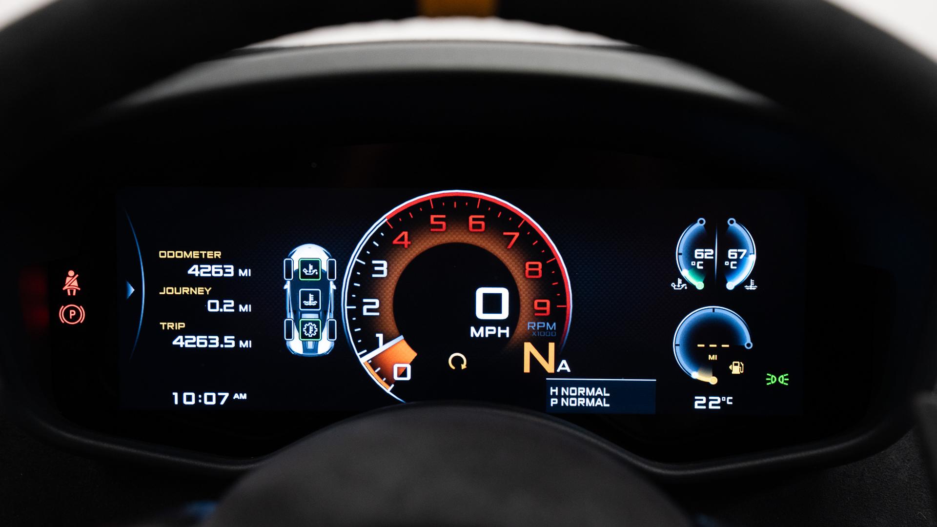 McLaren 600LT Photo b9954e00-d267-40e9-b745-78481ed05a6c.jpg