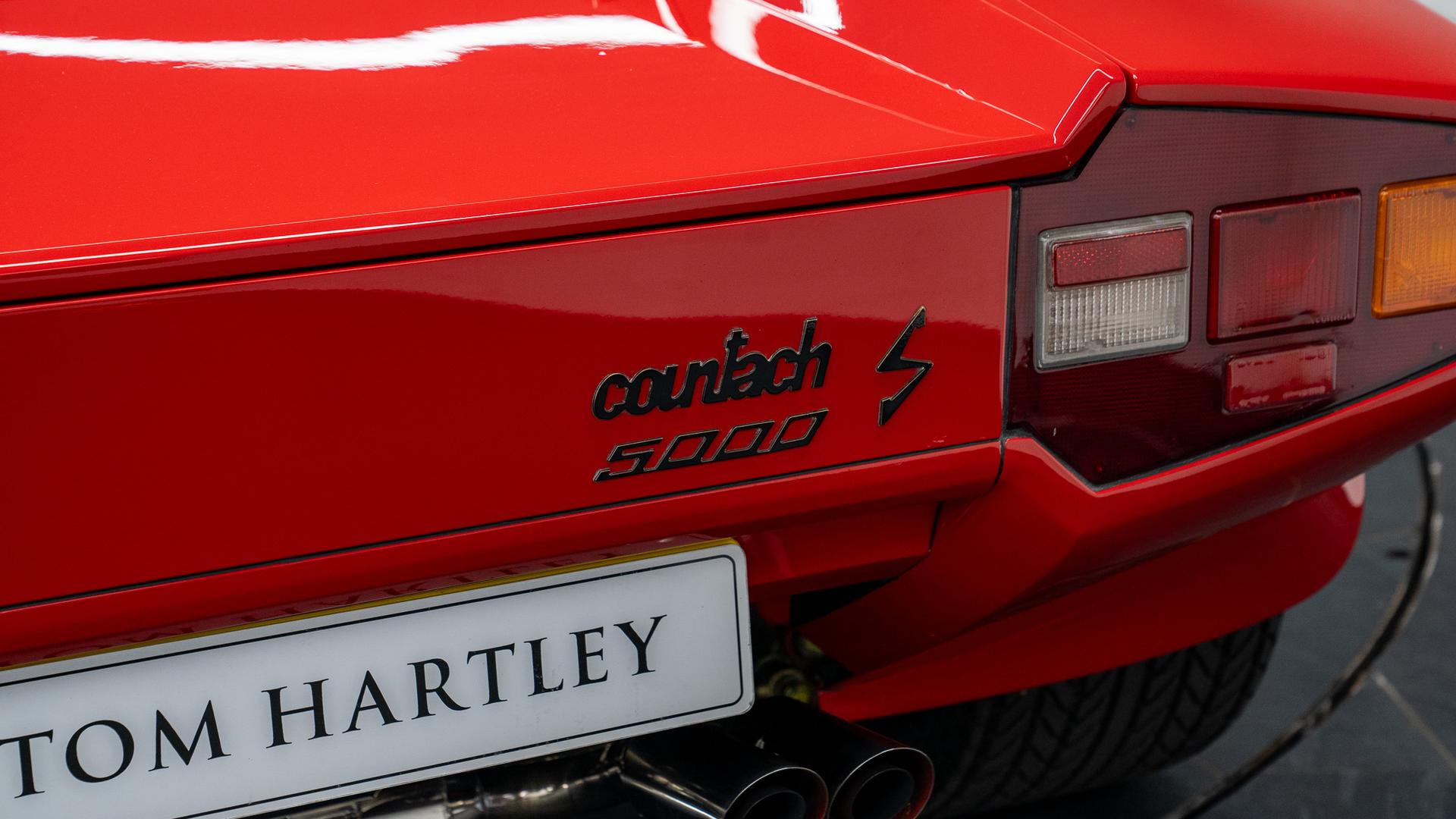 LAMBORGHINI Countach Photo b99d0f22-9fcd-4cf0-bc77-189454dfbc95.jpg