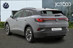 VOLKSWAGEN ID.4 Photo 3
