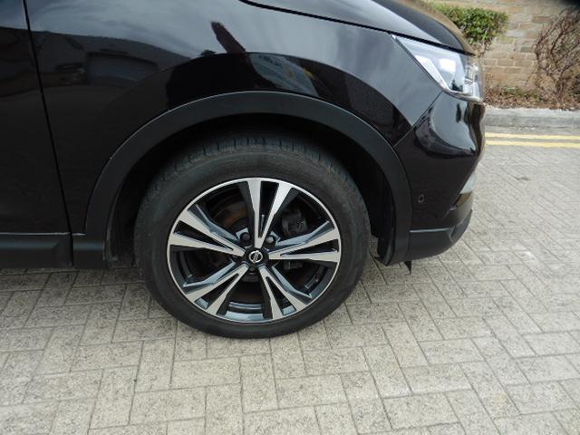 Used Nissan Qashqai 1.3 YL69ETX 12