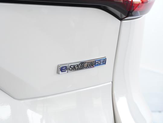 Mazda CX-80 Photo b9a821e2-e060-41c9-bf3a-2434040e062d.jpg