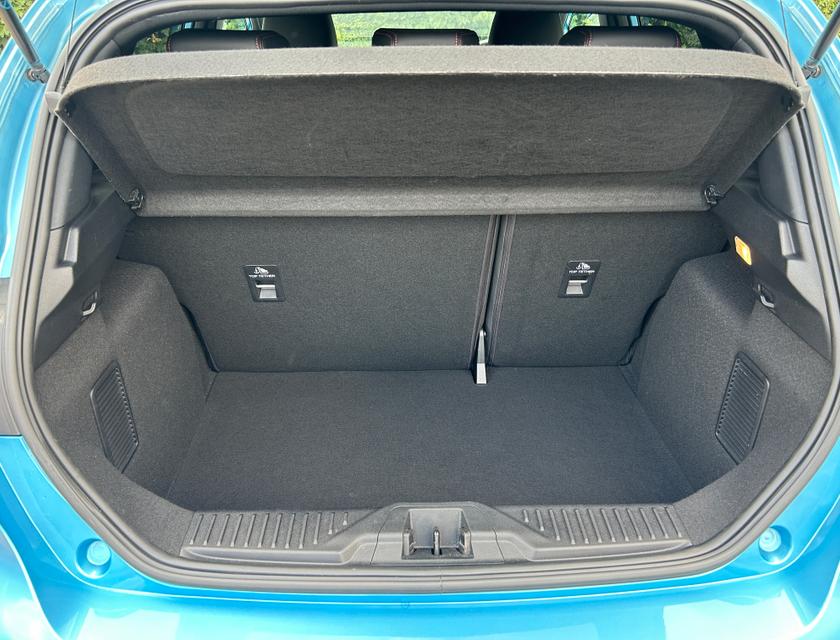 Ford Fiesta Photo b9ad6092-db4c-4313-a7da-88a6fc207ac3.jpg