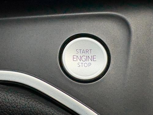 Volkswagen Golf Photo b9b3f74b-e0a3-4a9f-9c65-d0e5f6637d7a.JPG