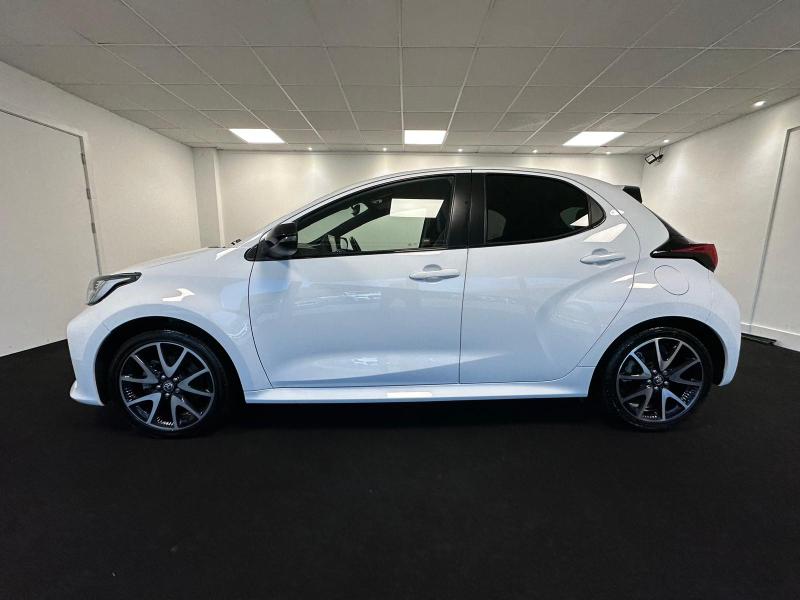 Toyota Yaris Photo b9b48d0c-ab34-4590-9b5d-f53b57e94e3f.jpg