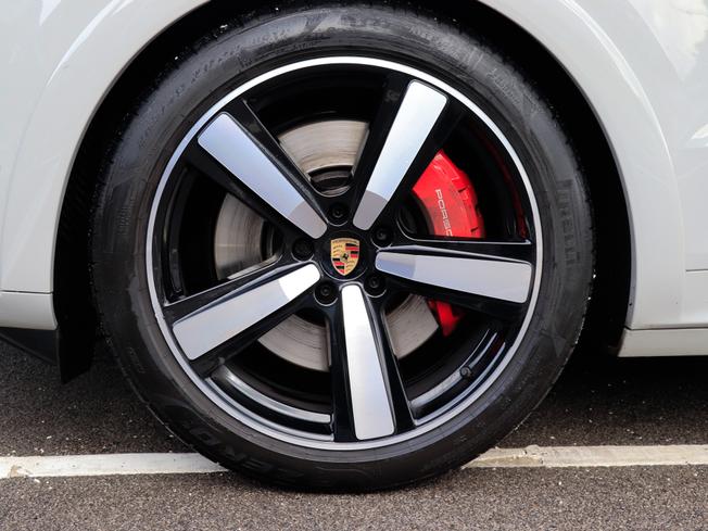 PORSCHE Cayenne Photo 4
