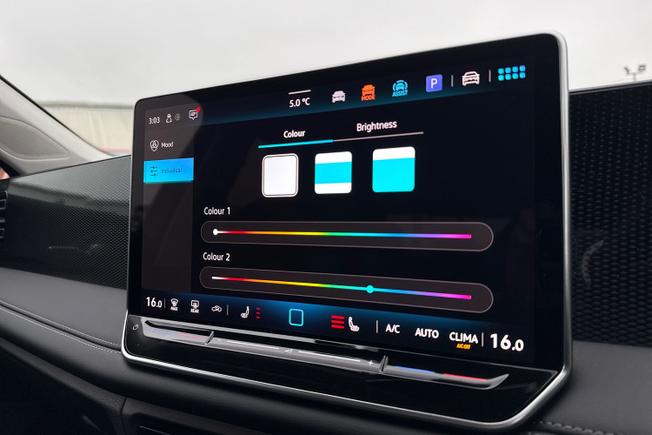 VOLKSWAGEN Tiguan Photo 43