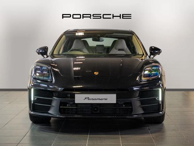 PORSCHE Panamera Photo 4