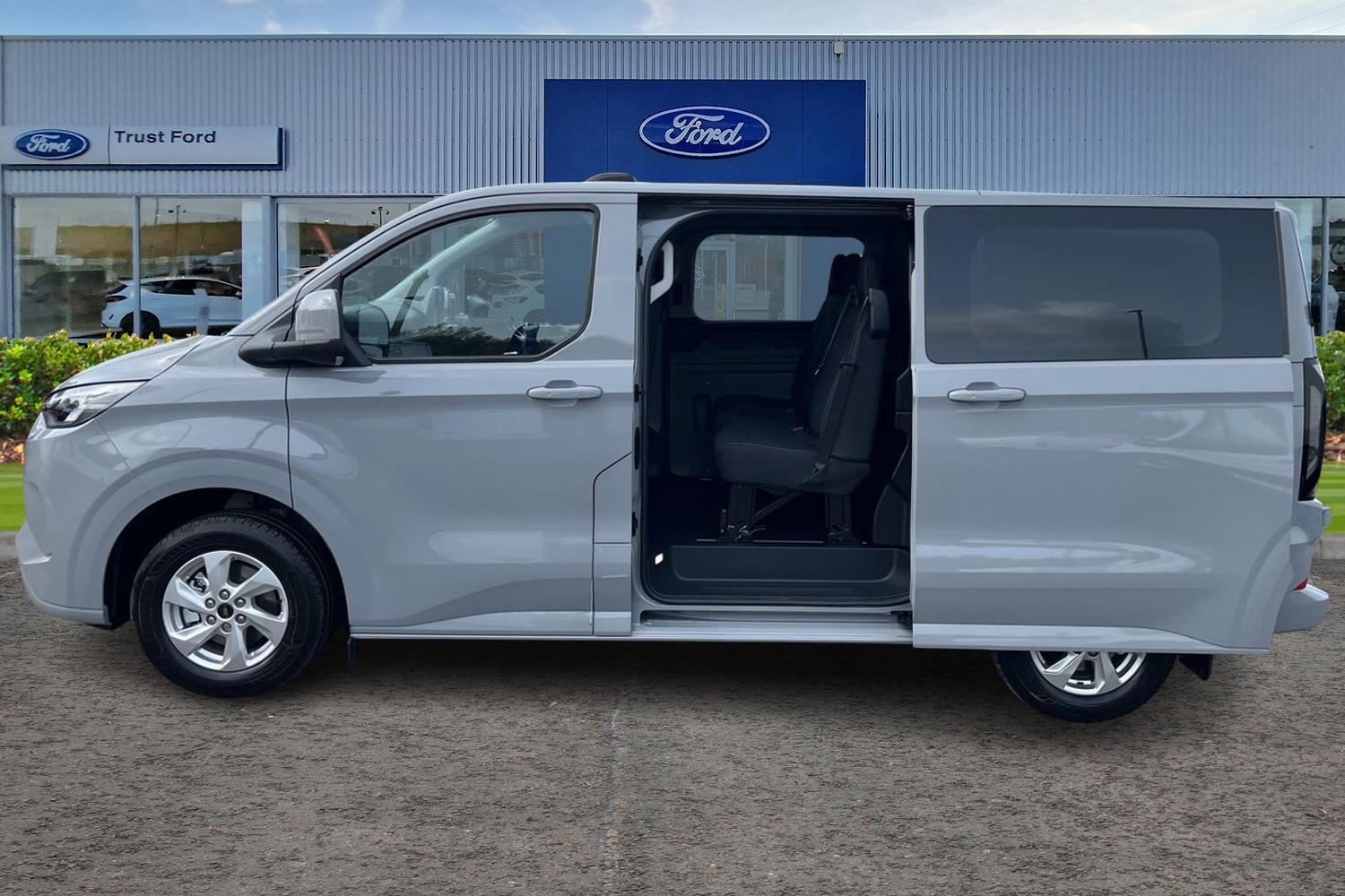 Ford TRANSIT CUSTOM Photo 5