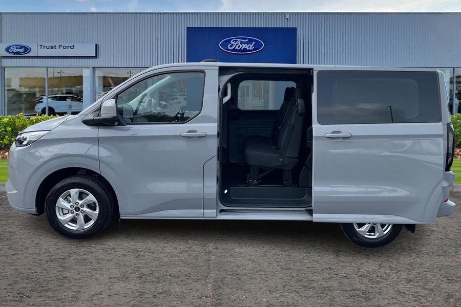 Ford TRANSIT CUSTOM Photo b9dad149-76a2-4733-ba77-2bb92cd8e8f6.jpg