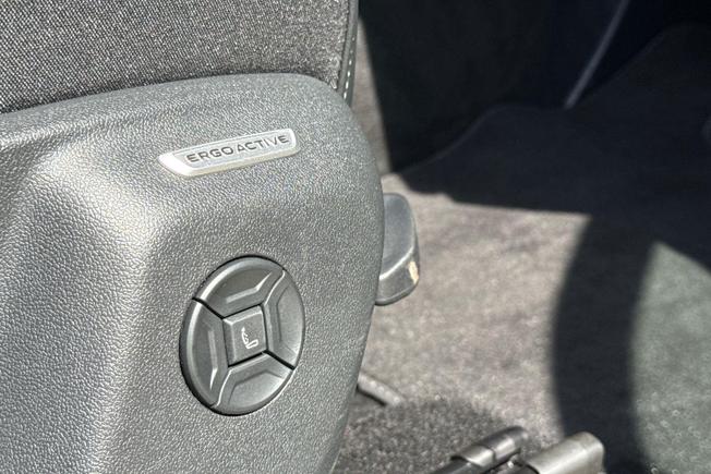 VOLKSWAGEN Tiguan Photo 15