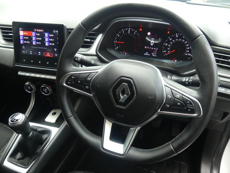 Renault Captur Photo b9f162a9-ec35-467a-adeb-9770cf9fb3ff.jpg