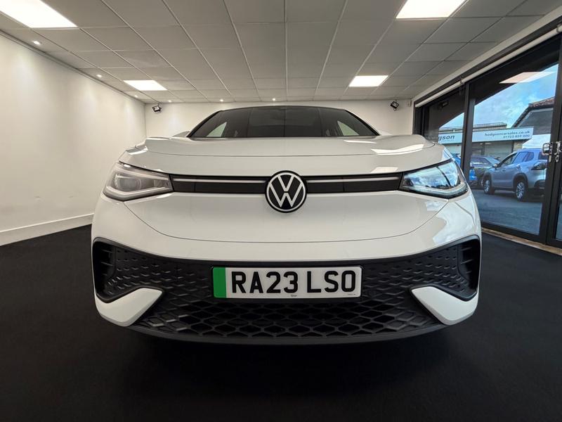 Volkswagen ID.5 Photo b9f7ed15-2dec-4c57-84ee-1a528cbc91c2.jpg