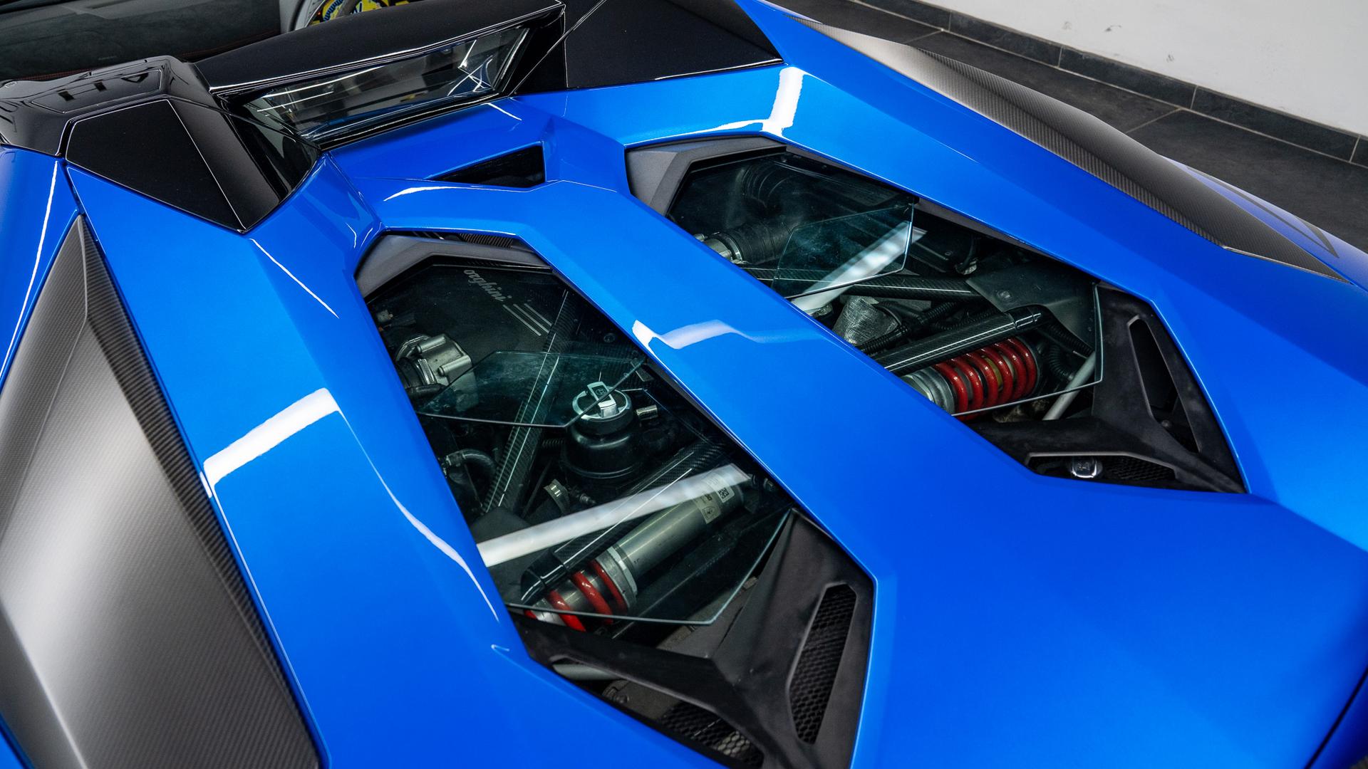 LAMBORGHINI Aventador Photo ba065773-2907-4088-8773-d37a958f8d0b.jpg