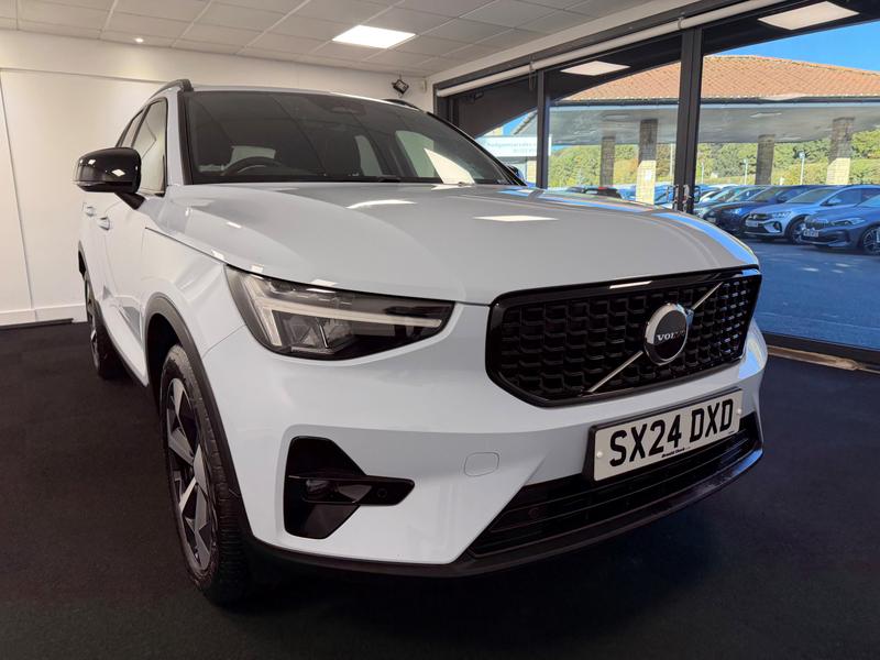 Volvo XC40 Photo ba1e462f-1ade-4566-9be5-6bb8688033c6.jpg