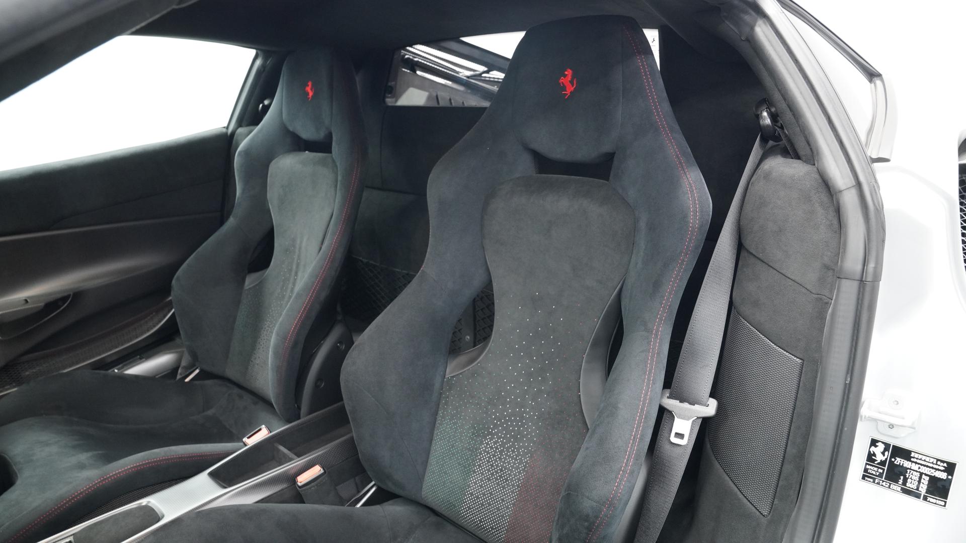 Ferrari 488 Pista Photo ba20da7f-8a68-4009-9189-1c631b26700a.jpg