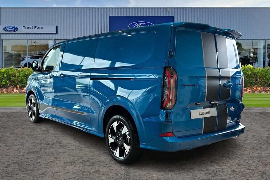 Ford TRANSIT CUSTOM Photo ba2112b6-a1ce-46d7-a2bf-2a31f634d9bf.jpg