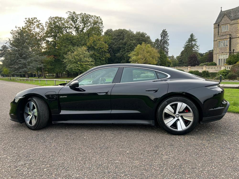 Used Porsche Taycan LX73PZU 27