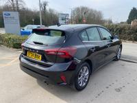 Ford Focus Photo 6