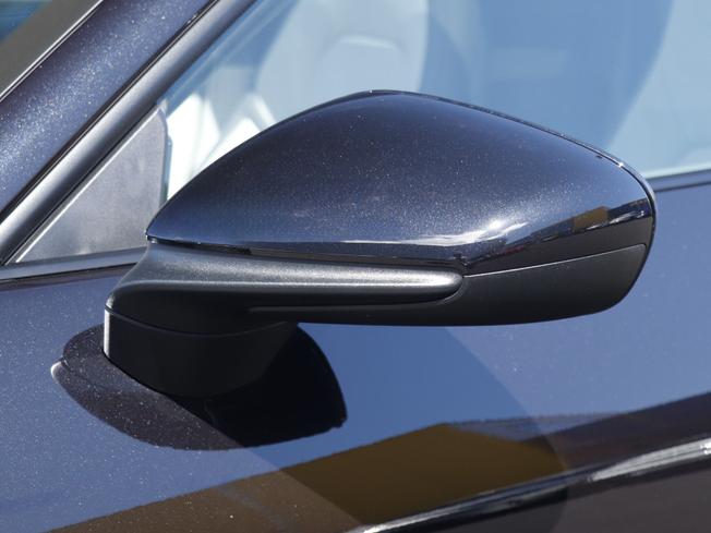 PORSCHE 911 Photo 17