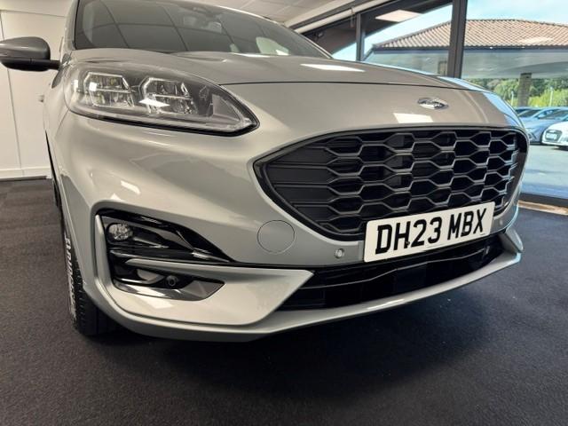 Ford Kuga Photo ba3f1e96-ec4d-4e14-a6be-12858acb41d4.jpg