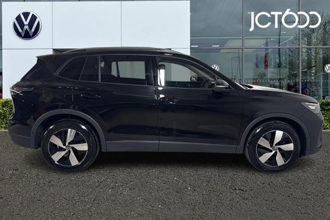 VOLKSWAGEN  Tiguan Photo 4