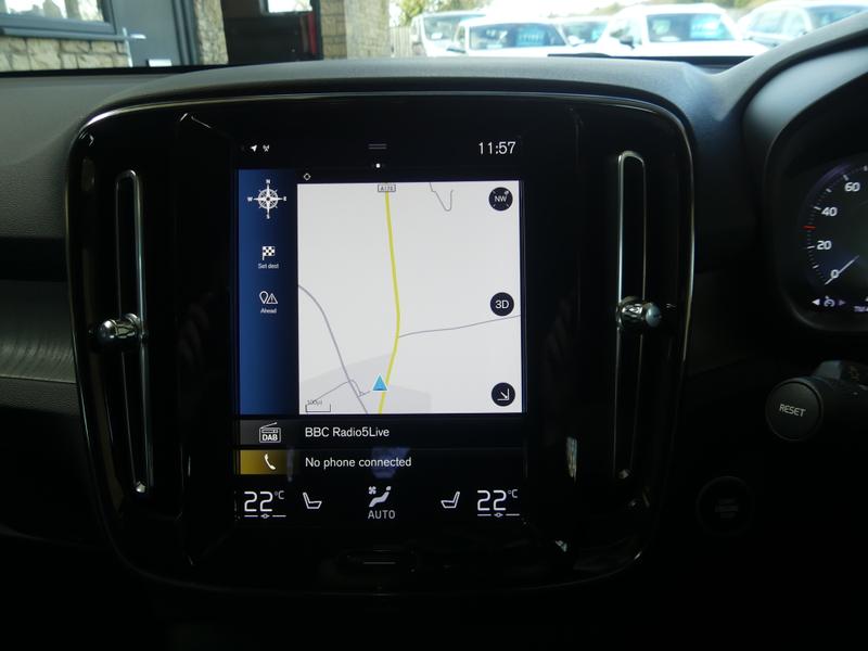 Volvo XC40 Photo ba4b3282-f62e-477b-9cb9-2df04ad4130d.jpg