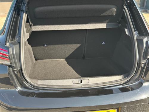 Peugeot 208 Photo ba637b33-f697-4c85-b550-9c7dce8a90d6.jpeg