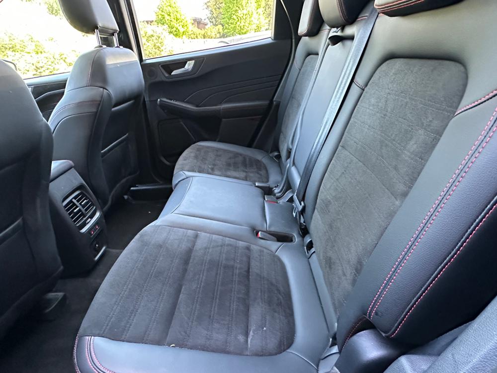 Used Ford Kuga SG23YXR 27