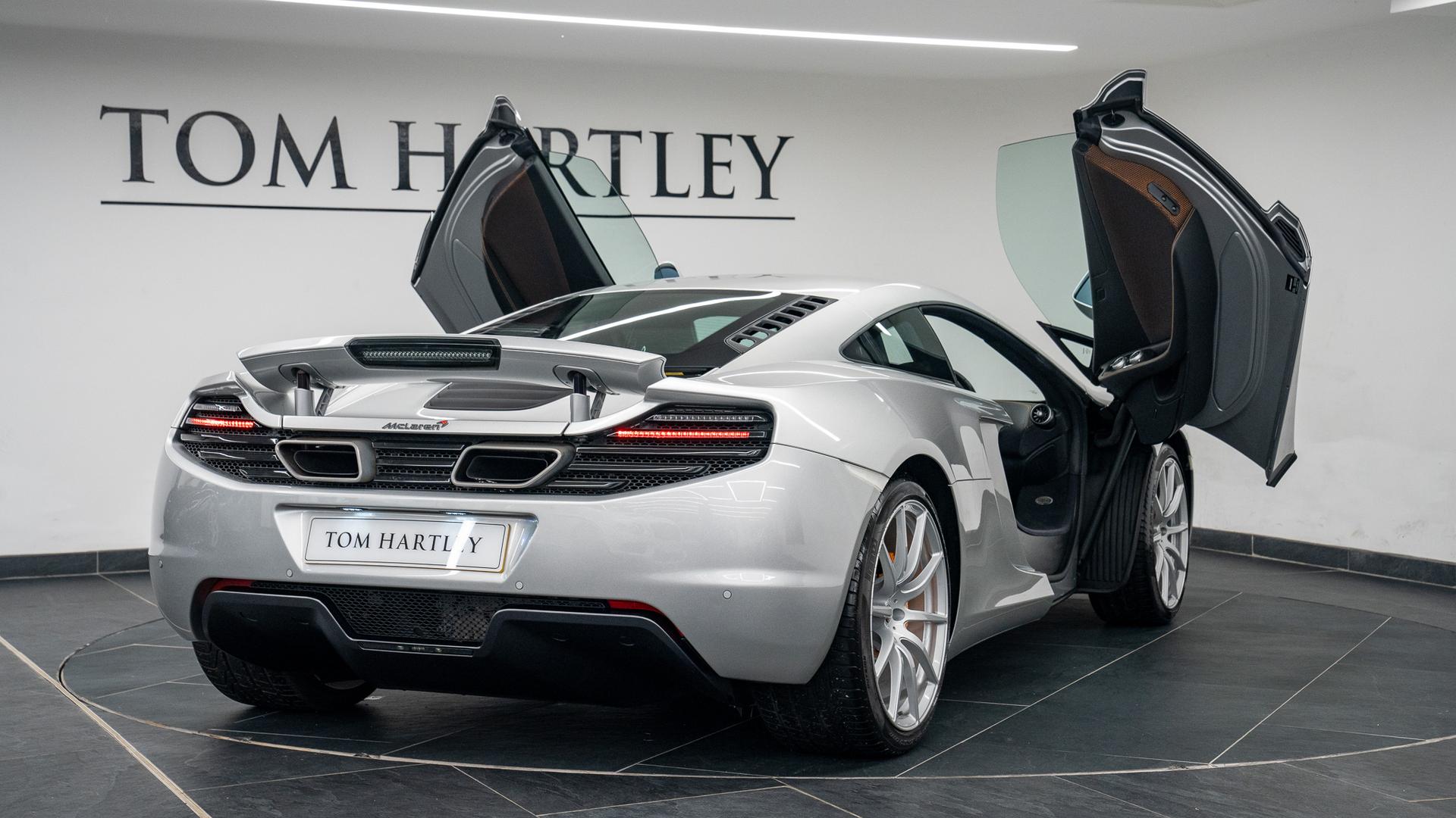 McLaren MP4-12C Photo ba703b6c-dd48-4b09-94fc-552fa72a6cbd.jpg